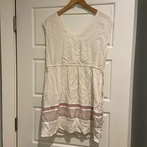 Universal thread cream dress
